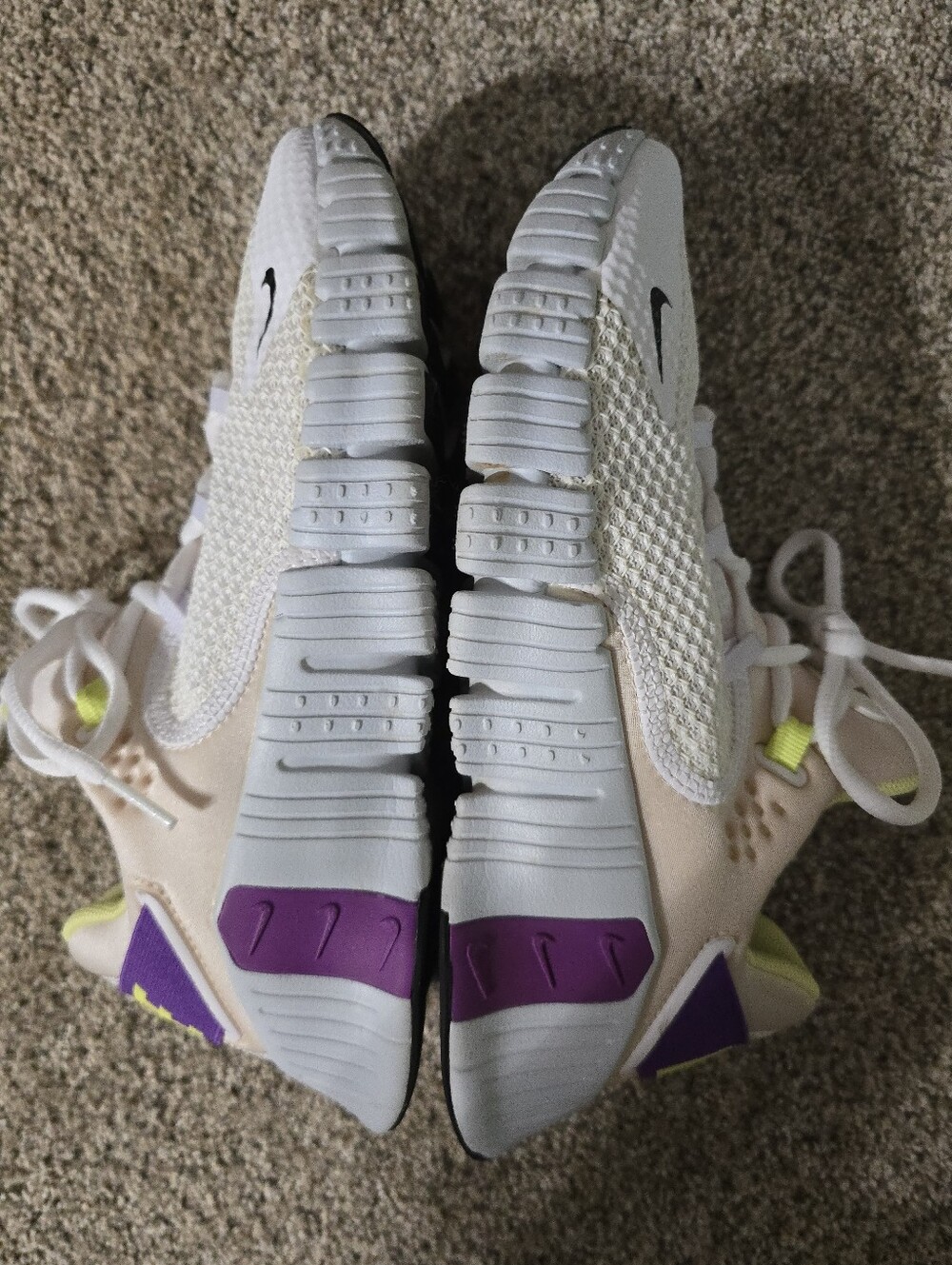 Nike Free Metcon 4 Women’s 7.5 White Wild Berry Training Shoes CZ0596-157 - Picture 4 of 7